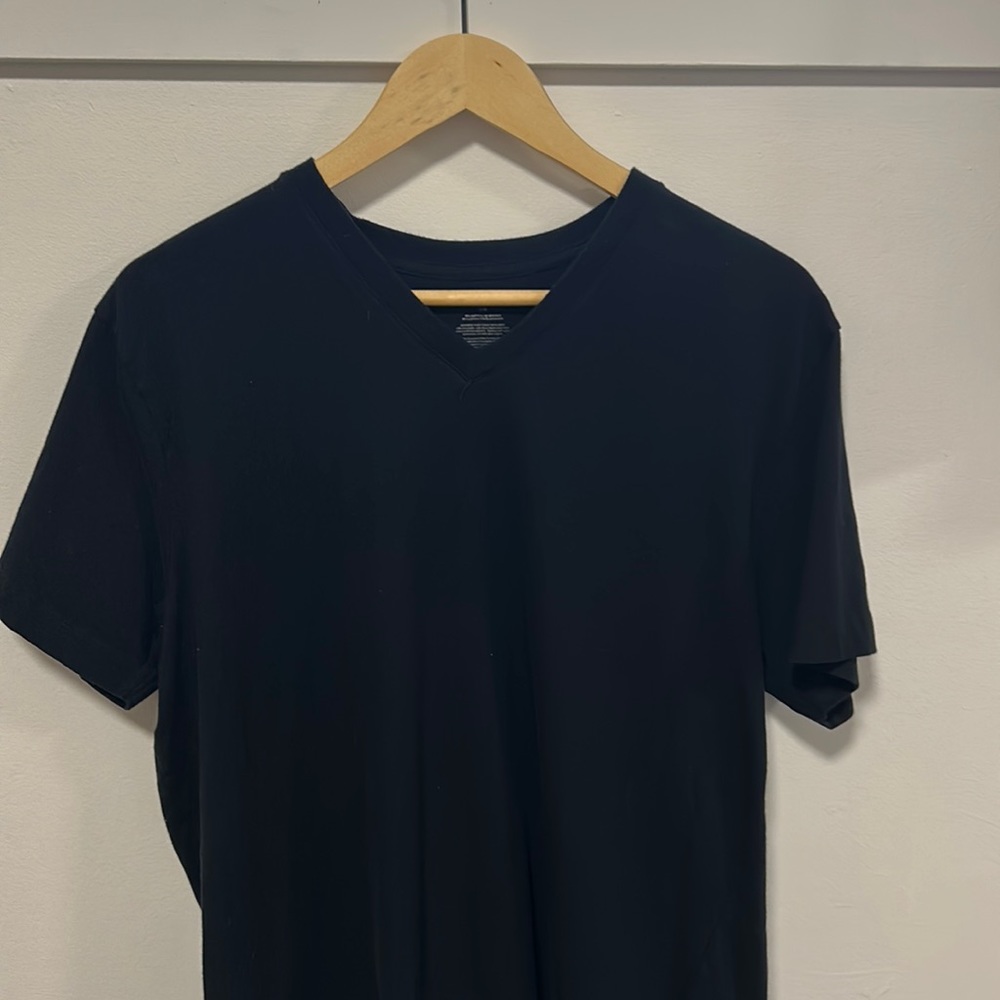 Bench black T.  Size US L.  Gently worn.